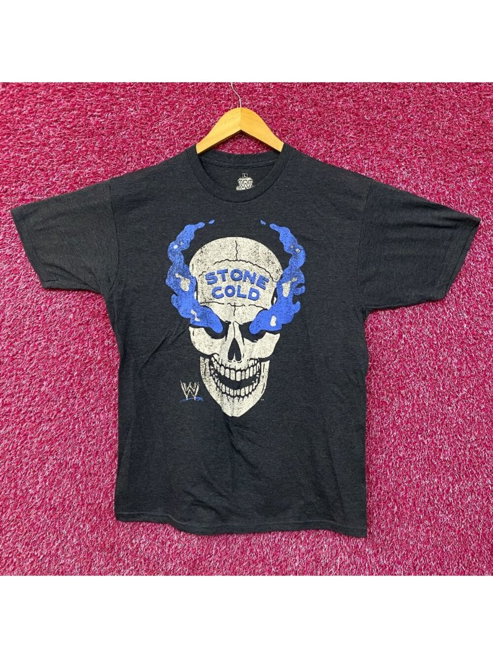 WWE Stone Cold Steve Austin Skull Graphic Design T-Shirt Large